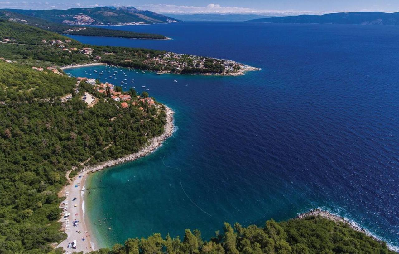 E&T Apartments With A Beautiful Pool Rabac Exteriör bild
